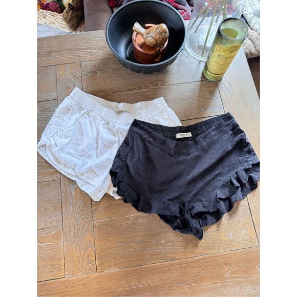 Sam & Lavi Black Shorts Women’s Size Medium - Picture 2 of 7